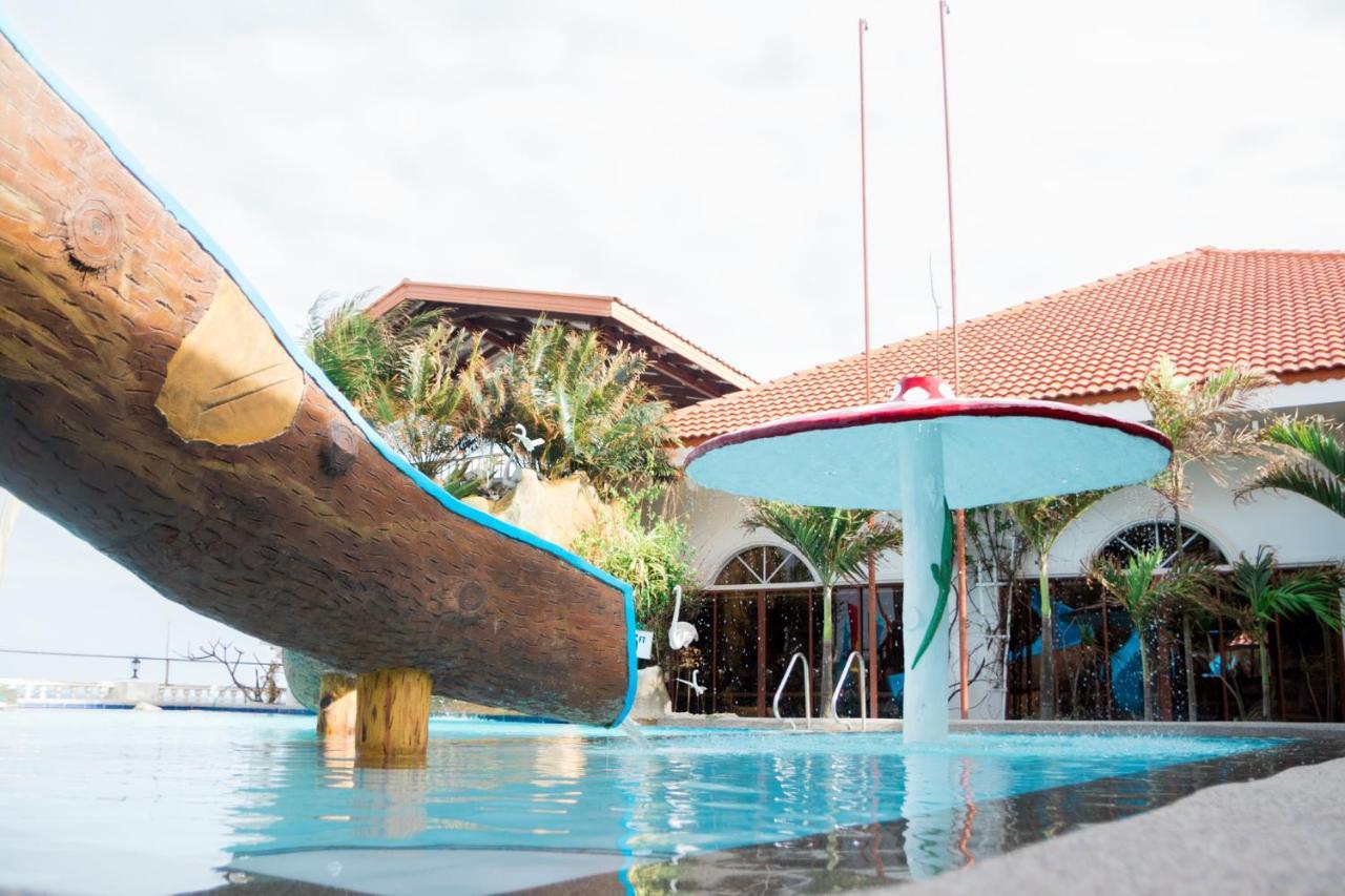 Marick Beach Resort Carmen  Εξωτερικό φωτογραφία